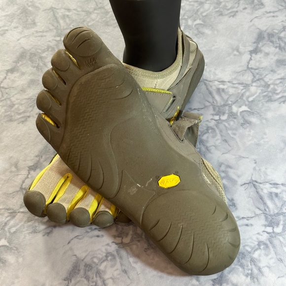 Vibram fivefingers KSO shoes - Picture 2 of 4
